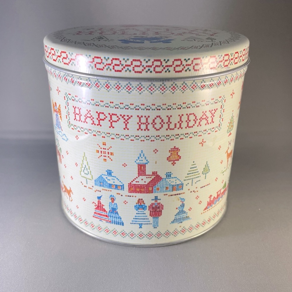 Vintage Happy Holidays Round Tin